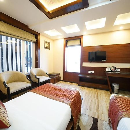 Square Inn Hotel,Varanasi Exterior foto