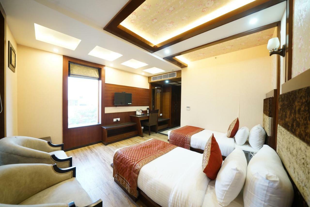 Square Inn Hotel,Varanasi Exterior foto