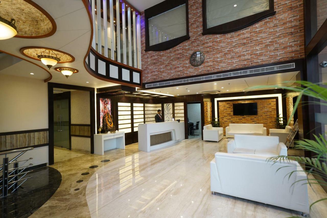 Square Inn Hotel,Varanasi Exterior foto